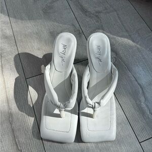 Women's Gray Sandals